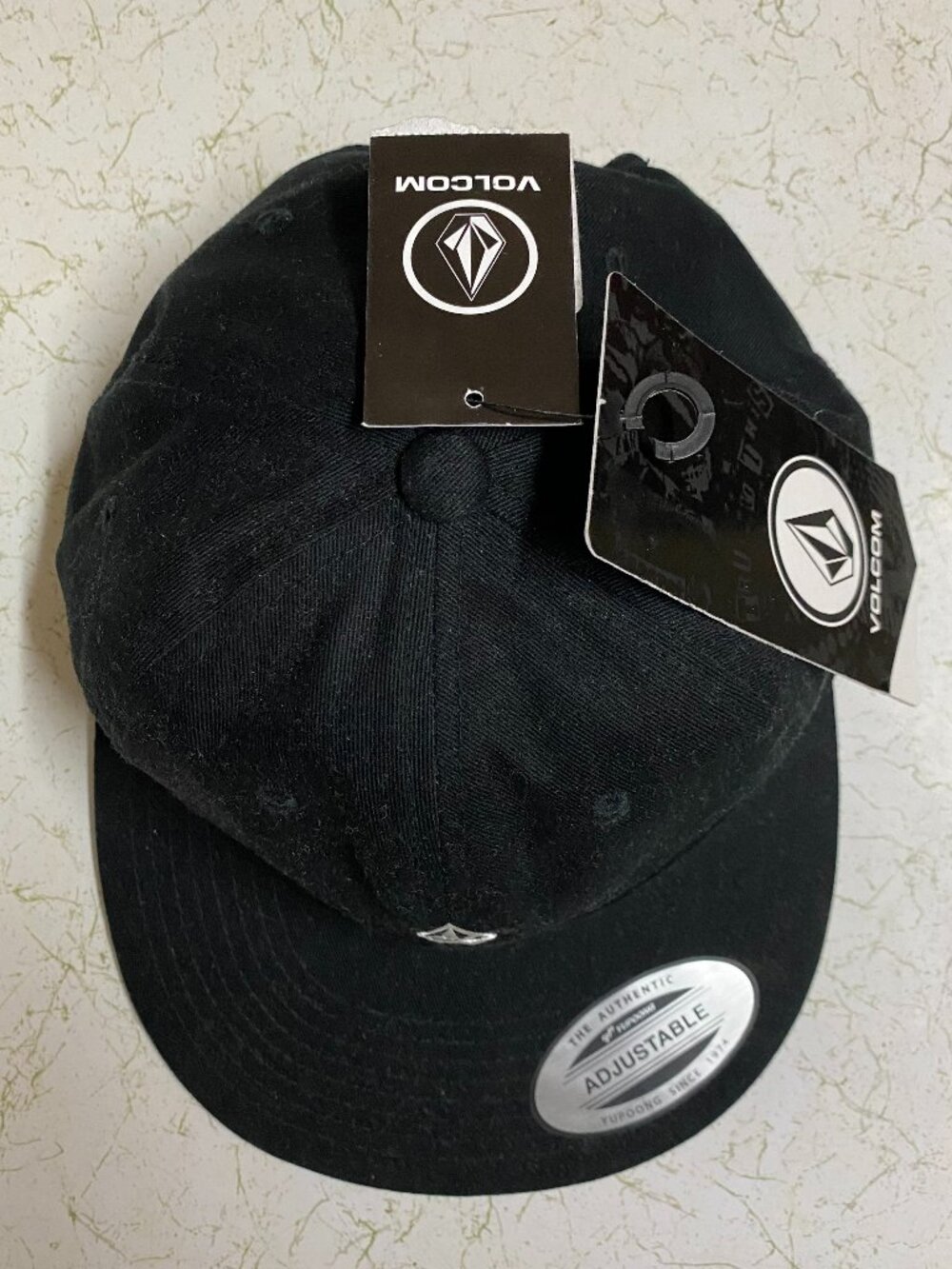 VOLCOM ONE SIZE BLACK ADJUSTABLE BASEBALL CAP